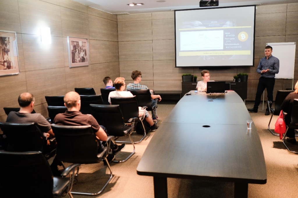 Обучение в школах Крипто-Фермы