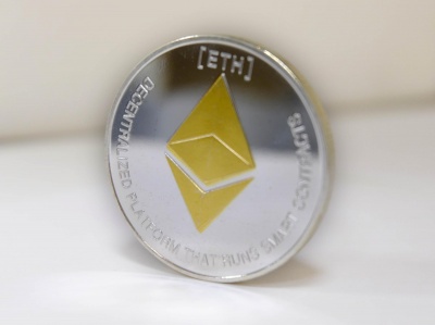Сувенирная монета Ethereum