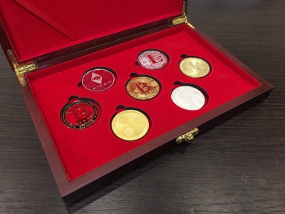 Подарочный набор на 7 монет