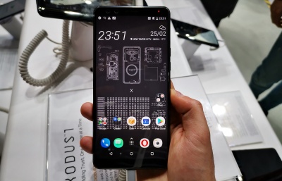 Блокчейн-смартфон HTC Exodus 1
