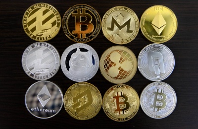 Сувенирные монеты криптовалют